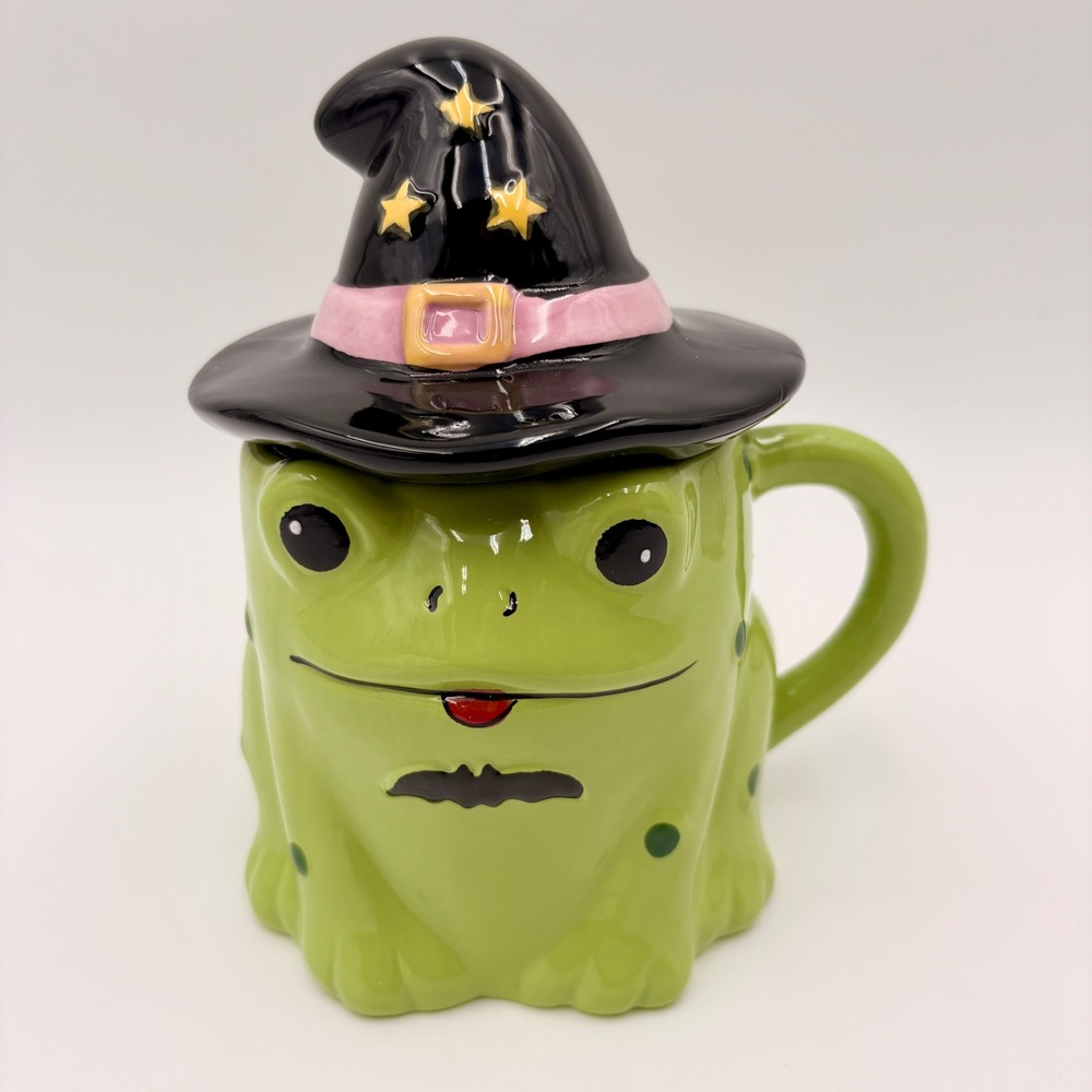 Halloween Frog Witch Hat Ceramic Mug with Lid Green Spotted Toad Bat Bowtie